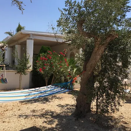 فندق مبيت وإفطار Casa Giada غالّيبولي