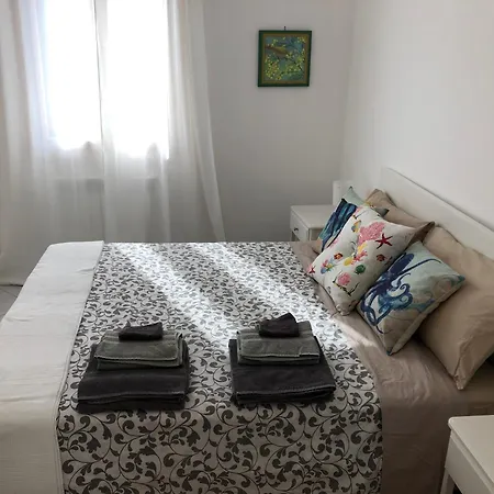 فندق مبيت وإفطار Casa Giada غالّيبولي